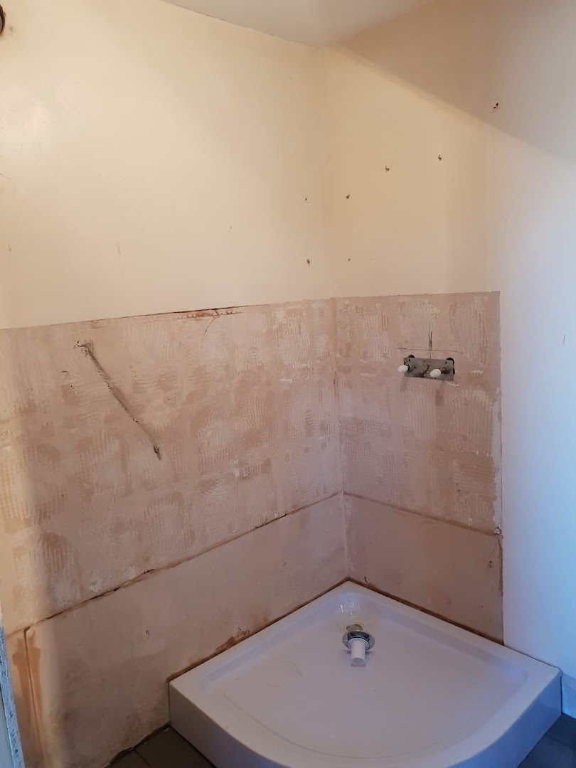 Tiler Brent - C Grant Tiling — Photos 14